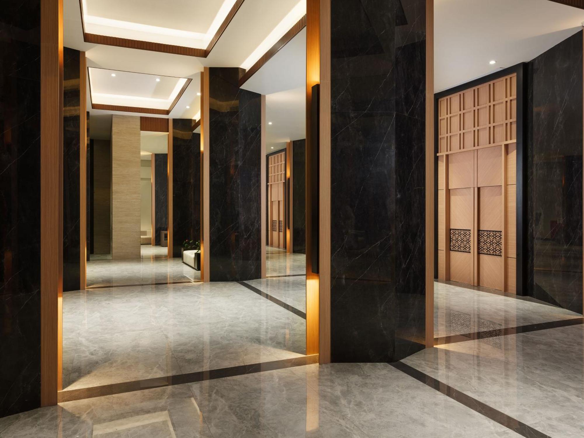 Hotel Santika Blitar Εξωτερικό φωτογραφία